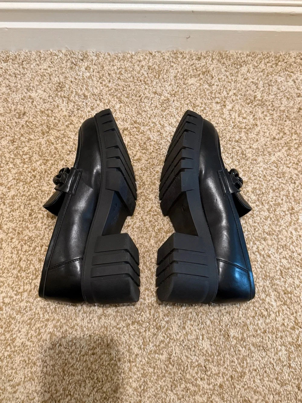Michael Shannon Black Chunky Emilia Platform Loafers with Chain Detail Size 9